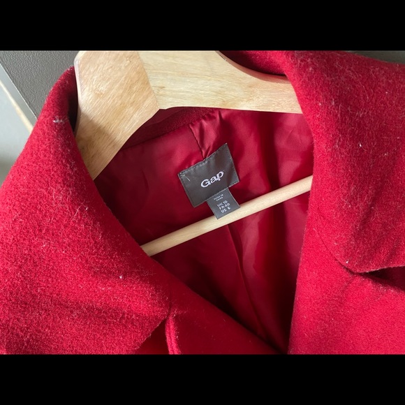 GAP RED COAT✨ - Picture 4 of 4